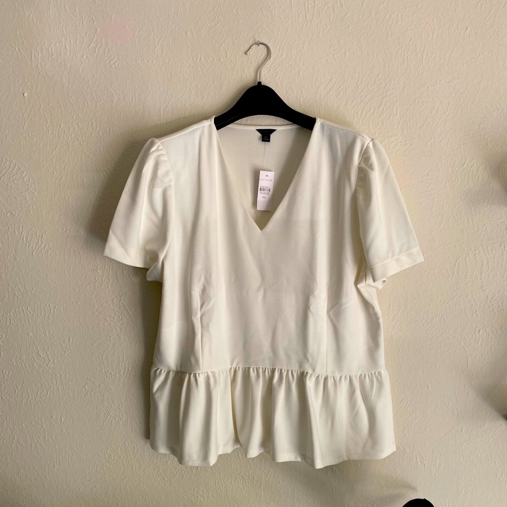 “Ann Taylor” White Peplum Blouse